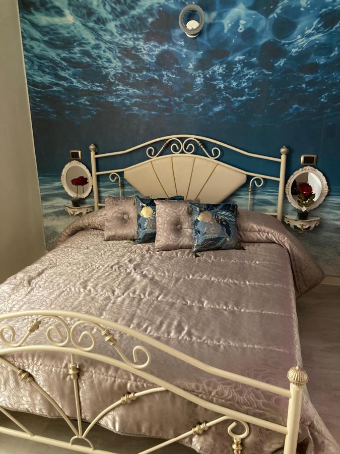 B&B La Reggia Di Rihanna Spa กาแซร์ตา ภายนอก รูปภาพ